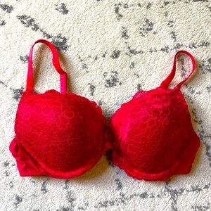 Adore Me Lace Bra - padded 38D, red